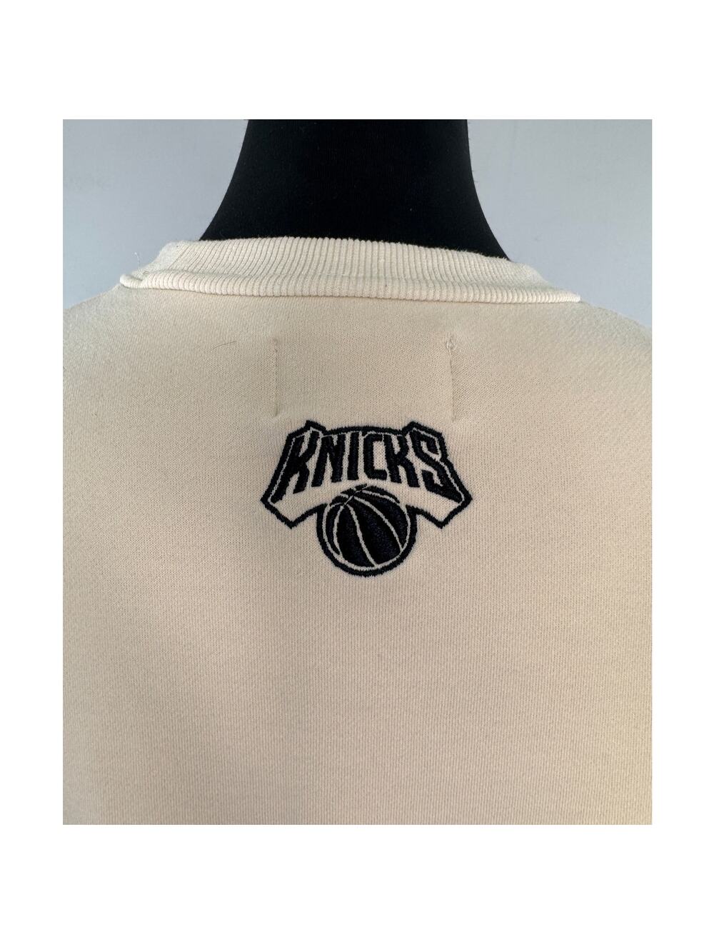 NYON New York Or Nowhere KNICKS Off White Sweatshirt Crew Neck Medium M